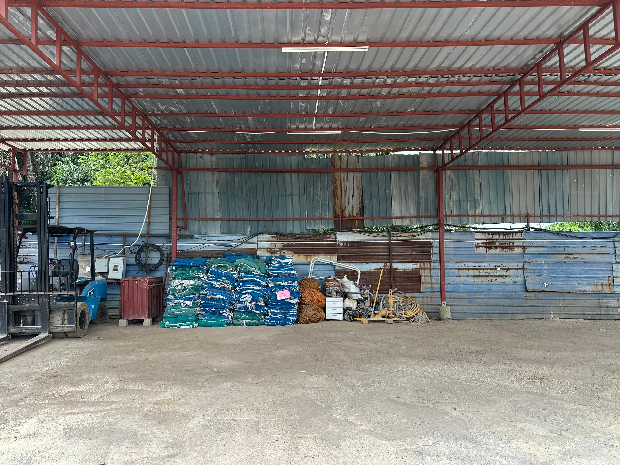 Online inventory management and booking scheduler